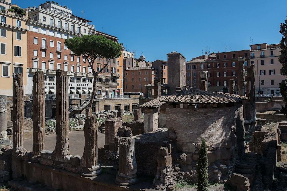 undefined Pantheon Caesar Relais 9