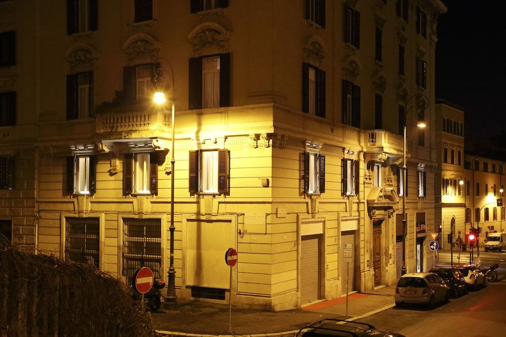 undefined Tullia e Prisca Relais 7