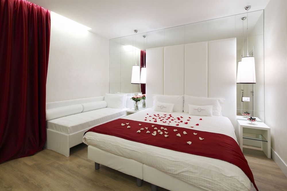 Tullia e Prisca Relais Deluxe Double Room 2