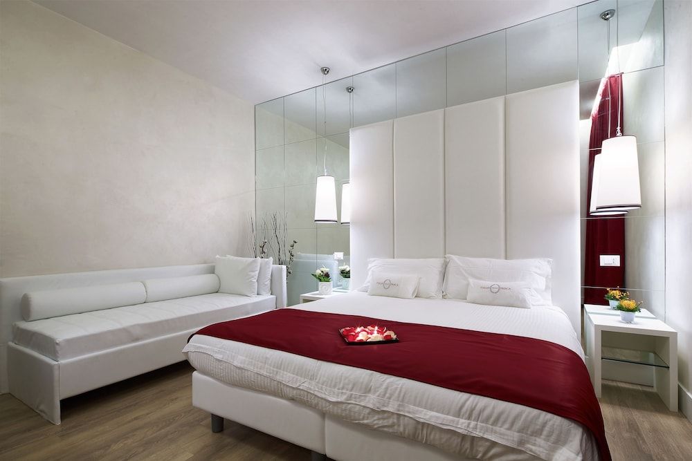 Tullia e Prisca Relais Deluxe Double Room 4