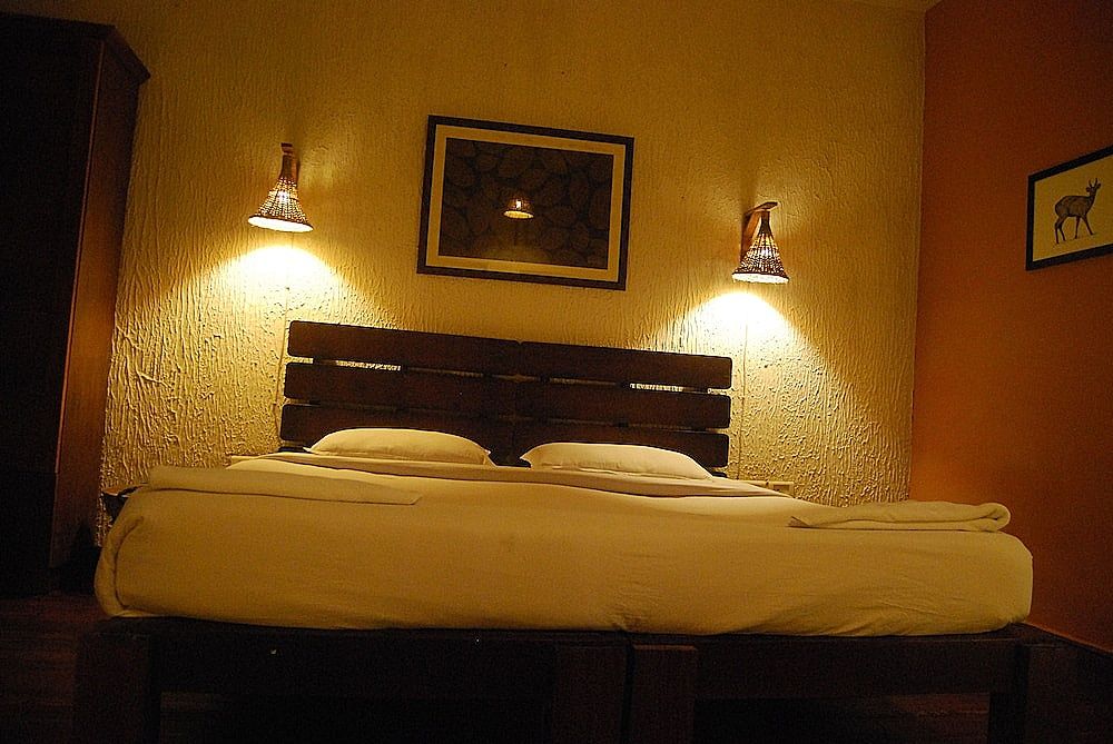 Green Spaces Munnar Deluxe Room 4