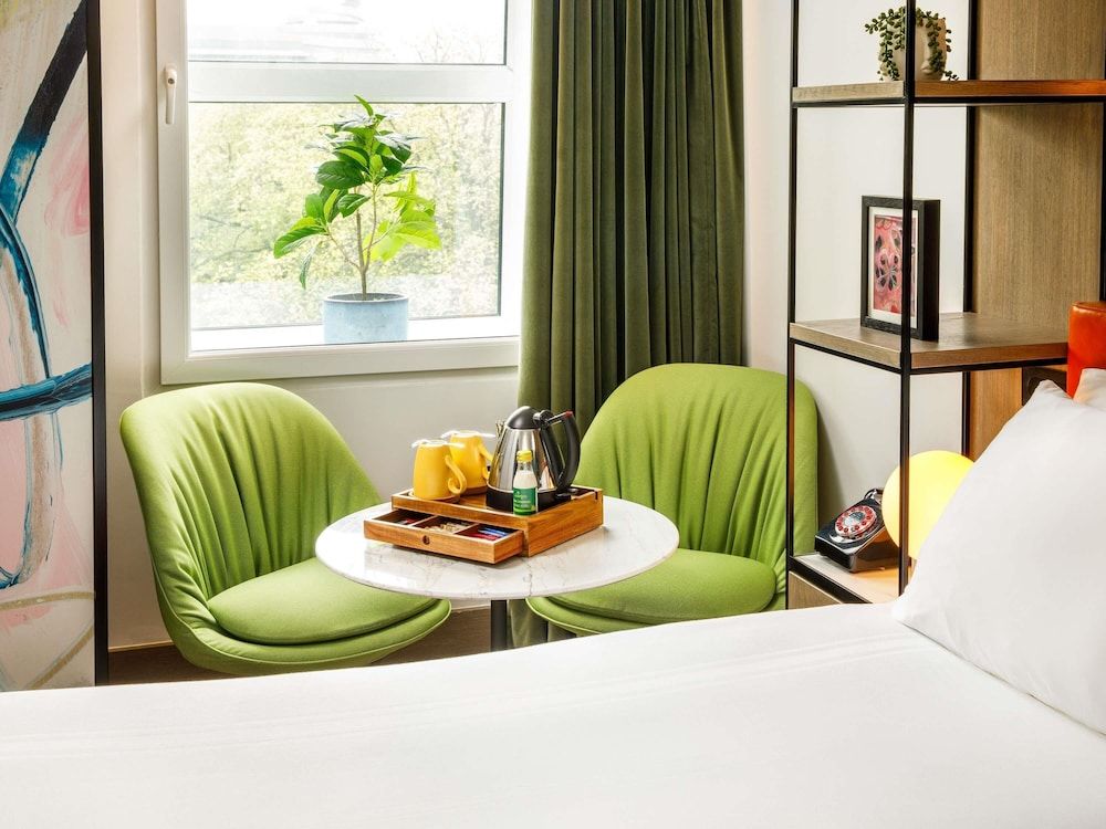 ibis Styles Edinburgh Centre St Andrew Square Room, 2 Twin Beds (The Duet) 3