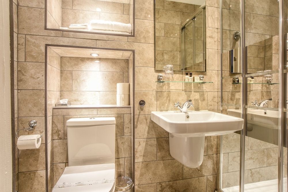 undefined Glenalmond Guest House 10