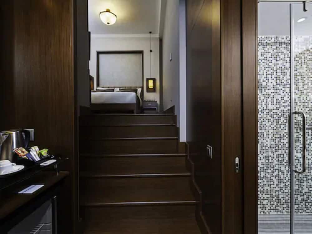 Manesol Boutique Galata Economy Room 5