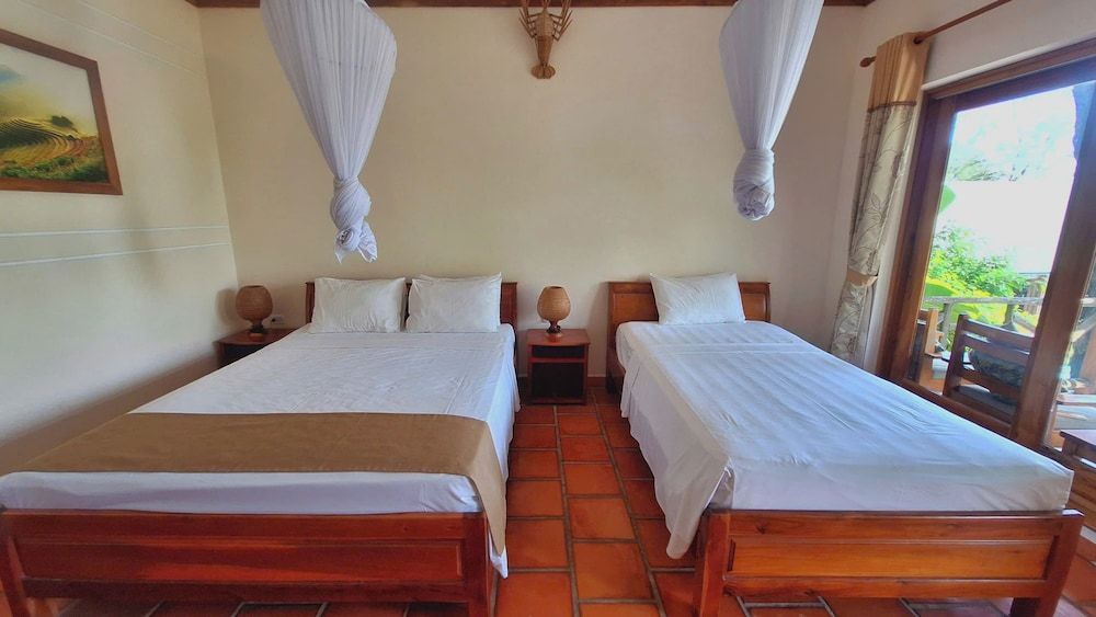 undefined Ancarine Beach Resort 4