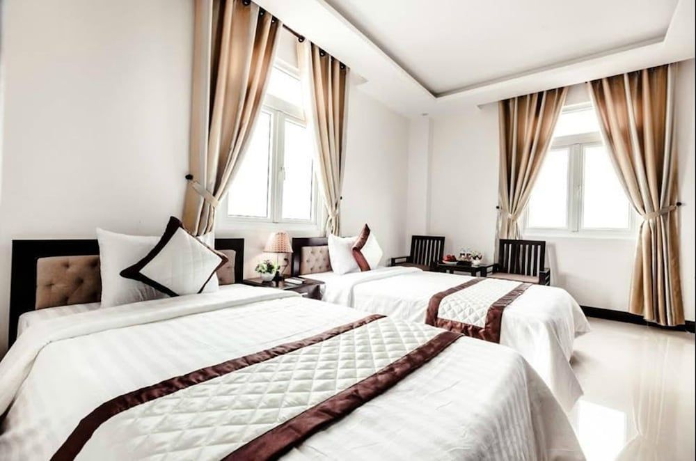 undefined Night Sky Hotel 3