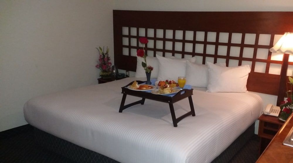Best Western Toluca Suite, 1 King Bed 2