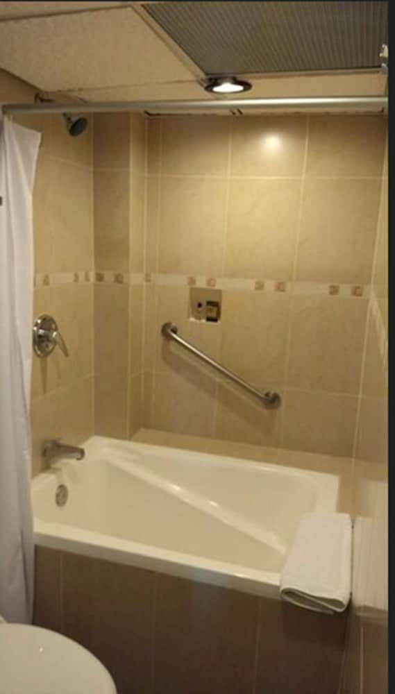 Best Western Toluca Standard Room, 2 Double Beds, Non Smoking 5