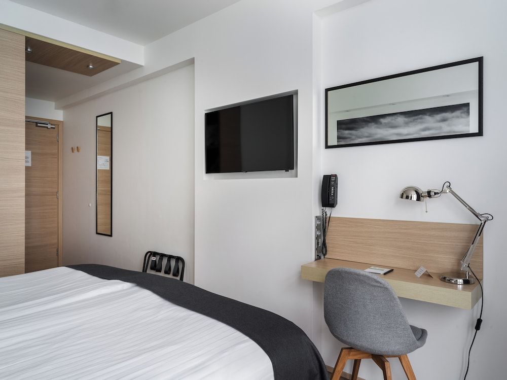 Standard Double or Twin Room, Balcony