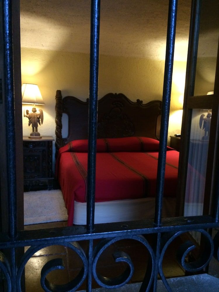 Luxury Double Room, 1 King Bed, Ensuite, Garden Area