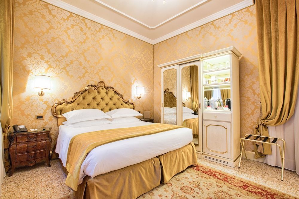 Hotel Ai Cavalieri di Venezia Comfort Double or Twin Room, Ground Floor 2
