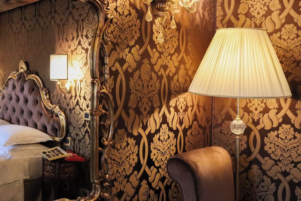 Hotel Ai Cavalieri di Venezia Classic Double or Twin Room 34