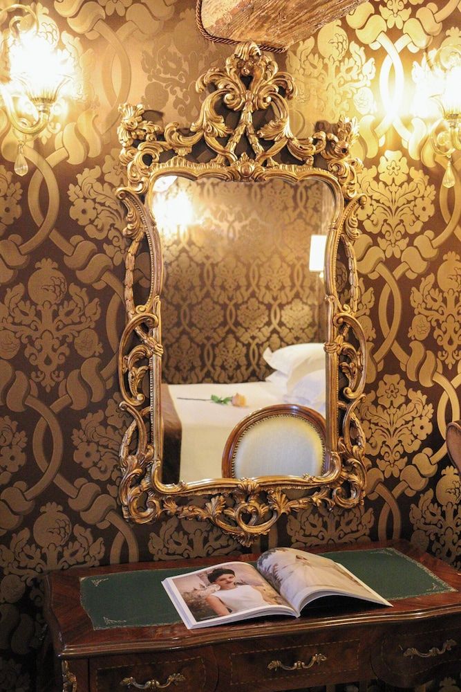 Hotel Ai Cavalieri di Venezia Classic Double or Twin Room 30