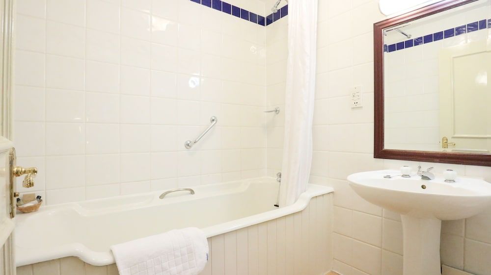 The Lion Hotel Shrewsbury Family Room 4