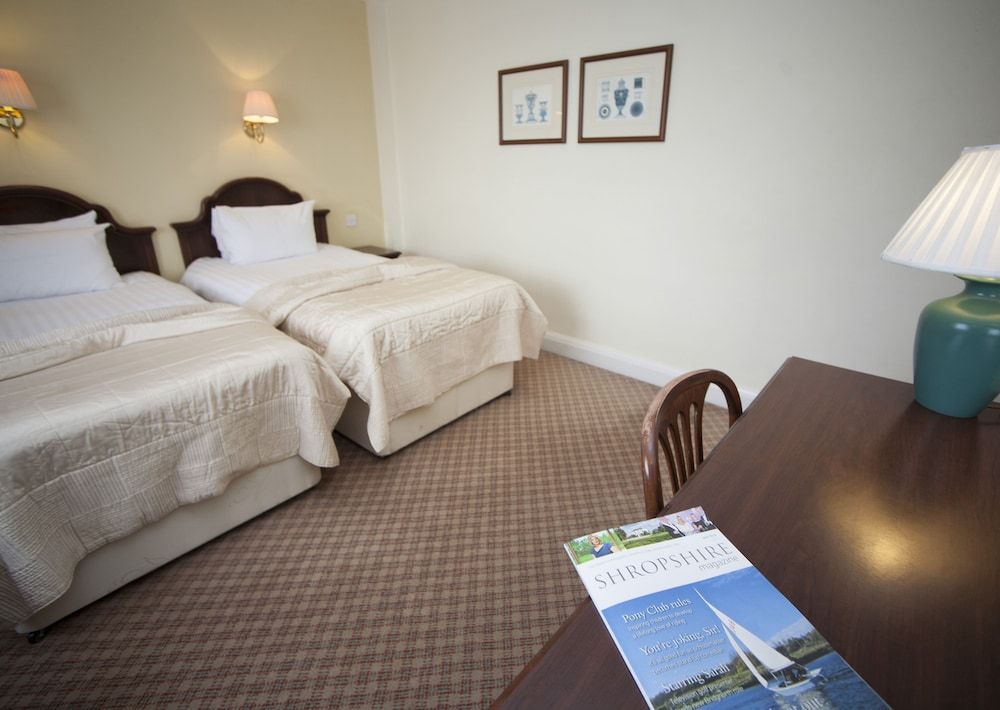 The Lion Hotel Shrewsbury Family Room 2