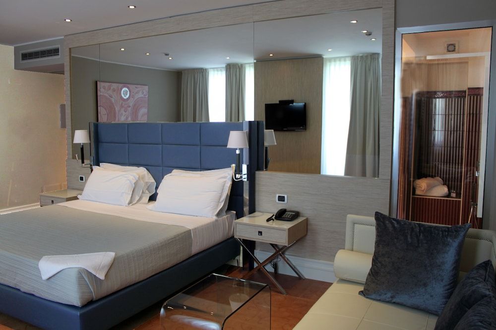 Executive Suite, 1 Bedroom, Lake View