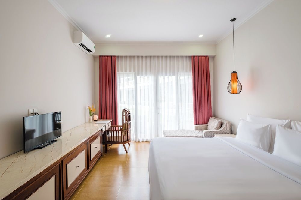Premium Deluxe Double Garden View