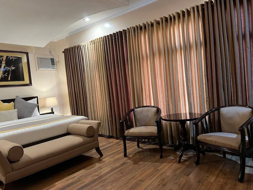 Subic Residencias Suite (Upper) 7