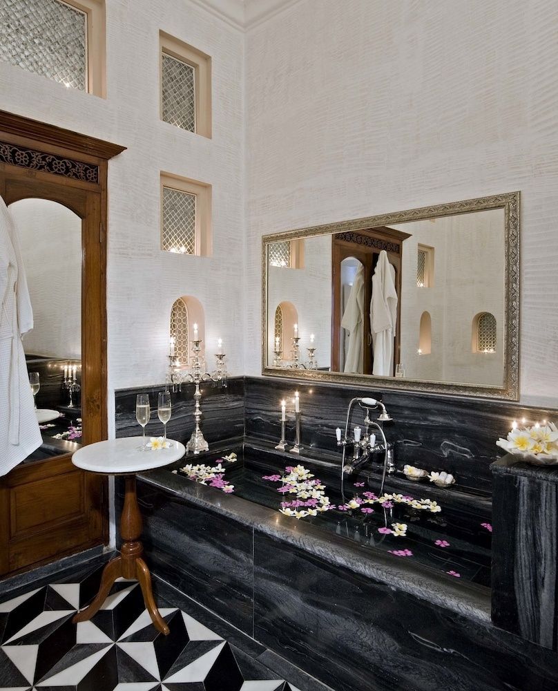 Samode Palace Deluxe Room