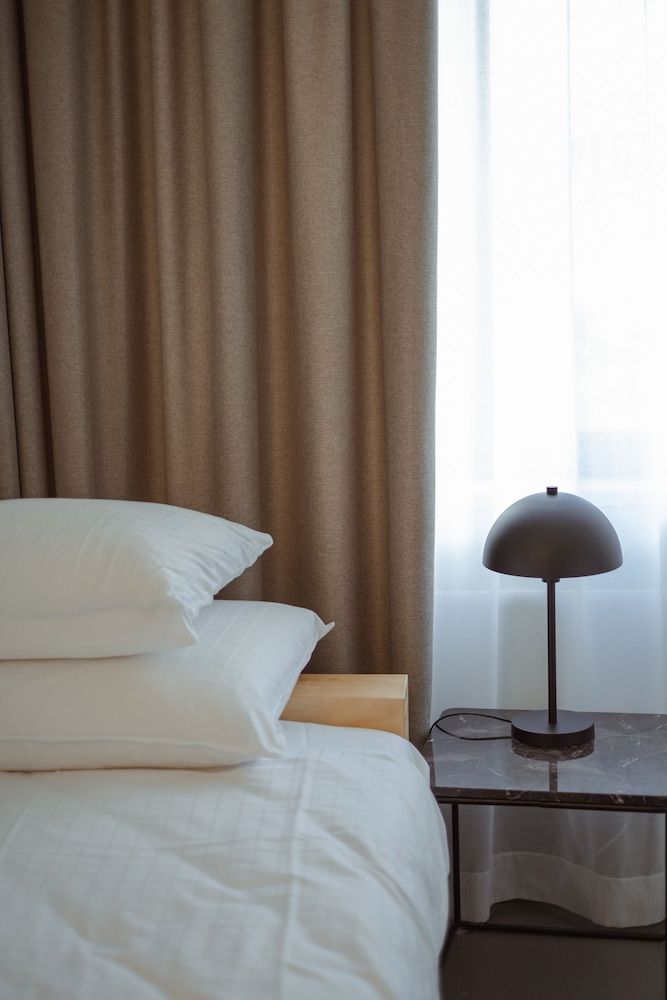 Hotel National Basic Double Room 4