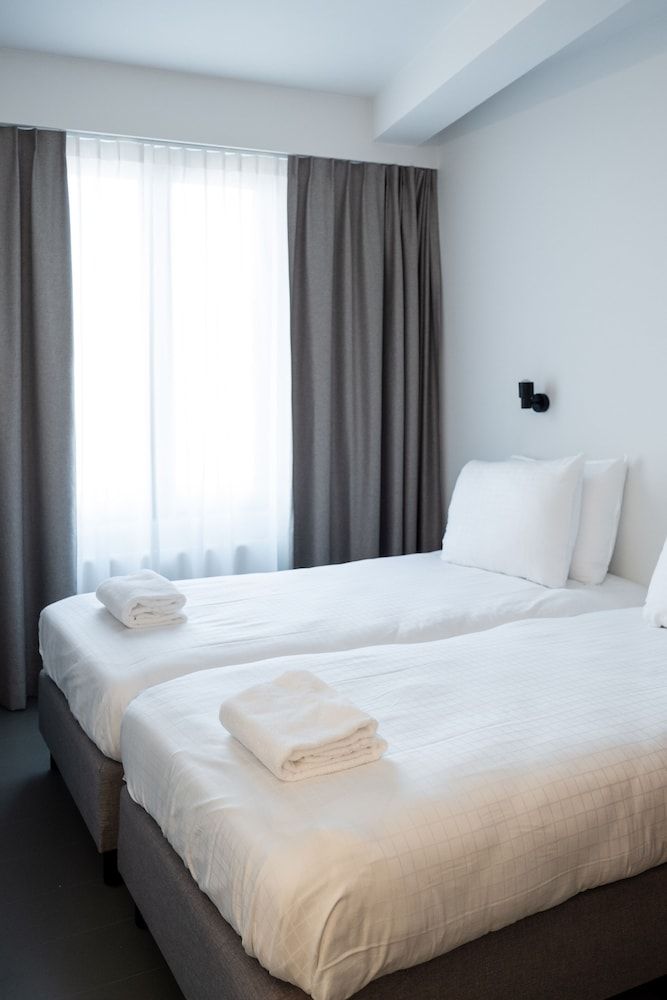 undefined Hotel National 8