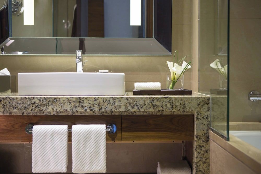 Renaissance Cairo Mirage City Hotel Room, 2 Twin Beds, Non Smoking 3