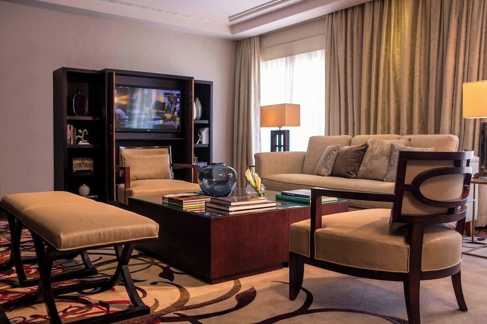 Renaissance Cairo Mirage City Hotel Presidential Suite, 1 King Bed, Non Smoking, Pool View 5