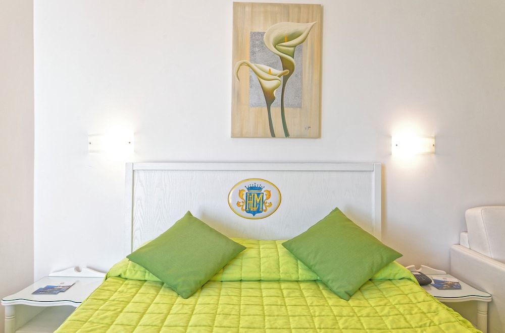 Junior Suite with sea view terrace and jacuzzi