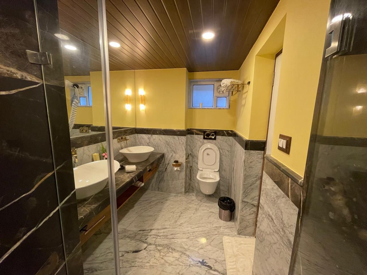 Suite (with Private Patio)