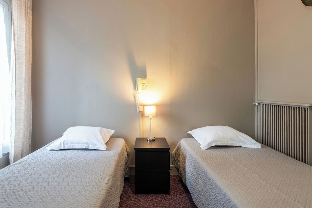 undefined Grand Hotel de Paris 3
