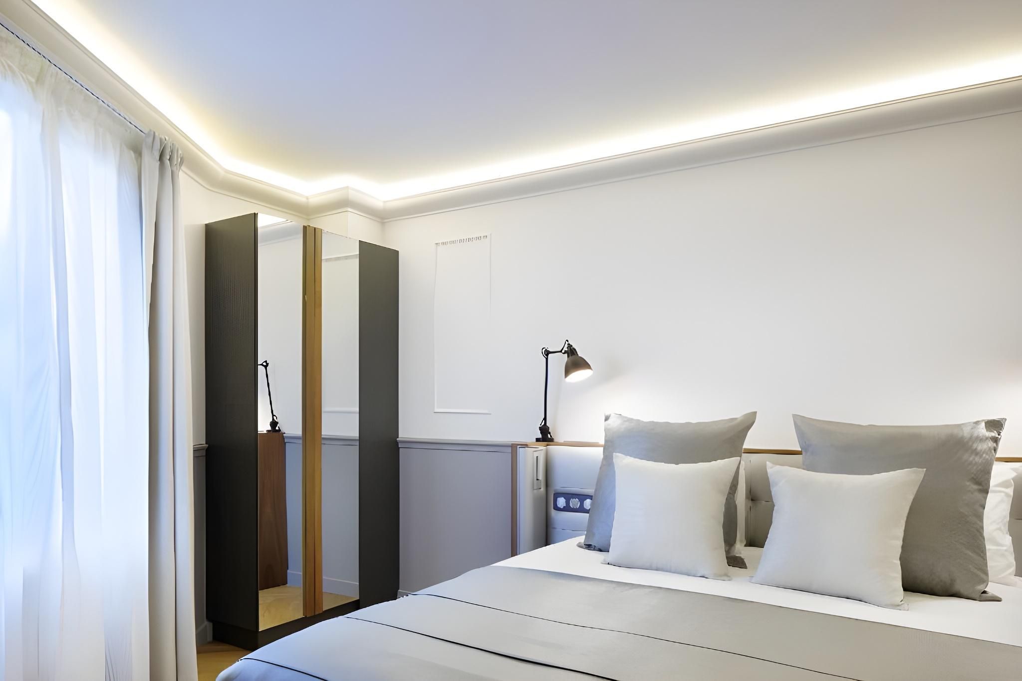 undefined Grand Hotel de Paris 6