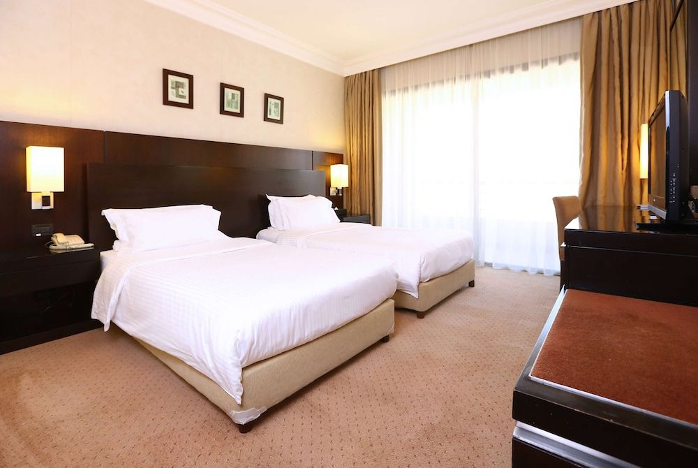 Ramada Plaza by Wyndham Beirut Raouche Classic Room, 1 Twin Bed 2