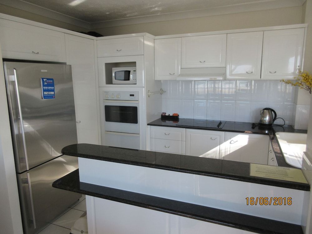 Apartment, 3 Bedrooms, Beachfront (305)