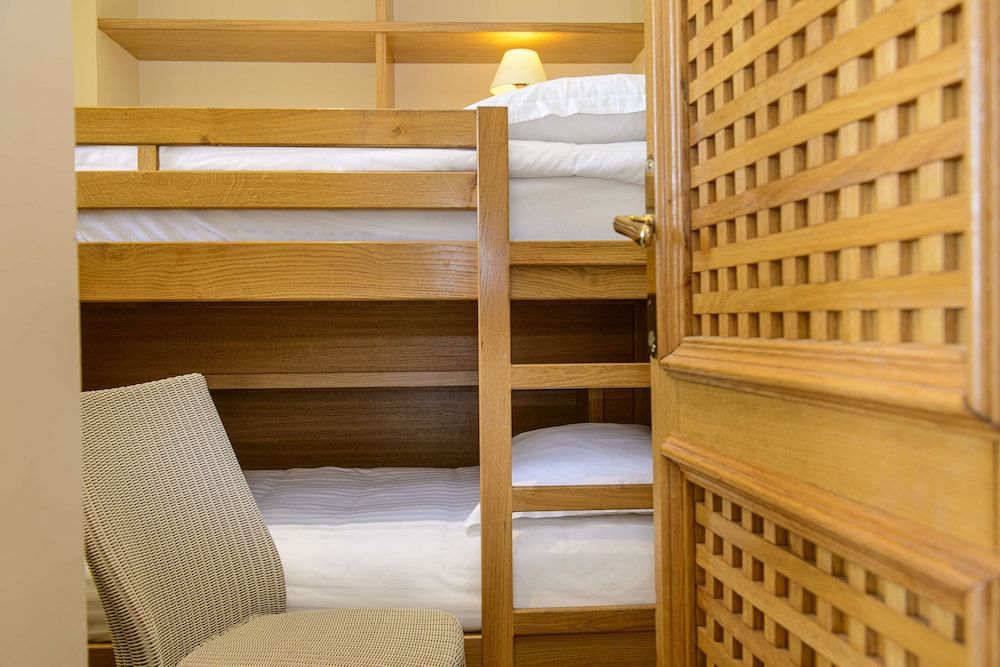 Family Suite, 1 Queen Bed, Terrace, Pool View (Bunk beds)