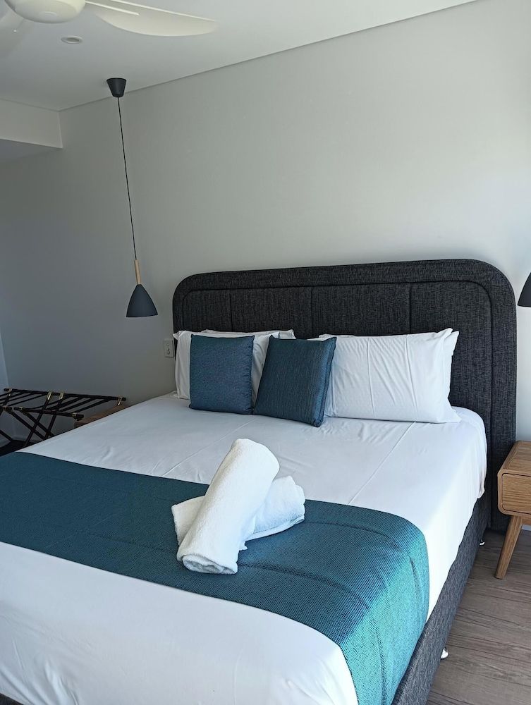 Two Bedroom Two Queen Apartment
