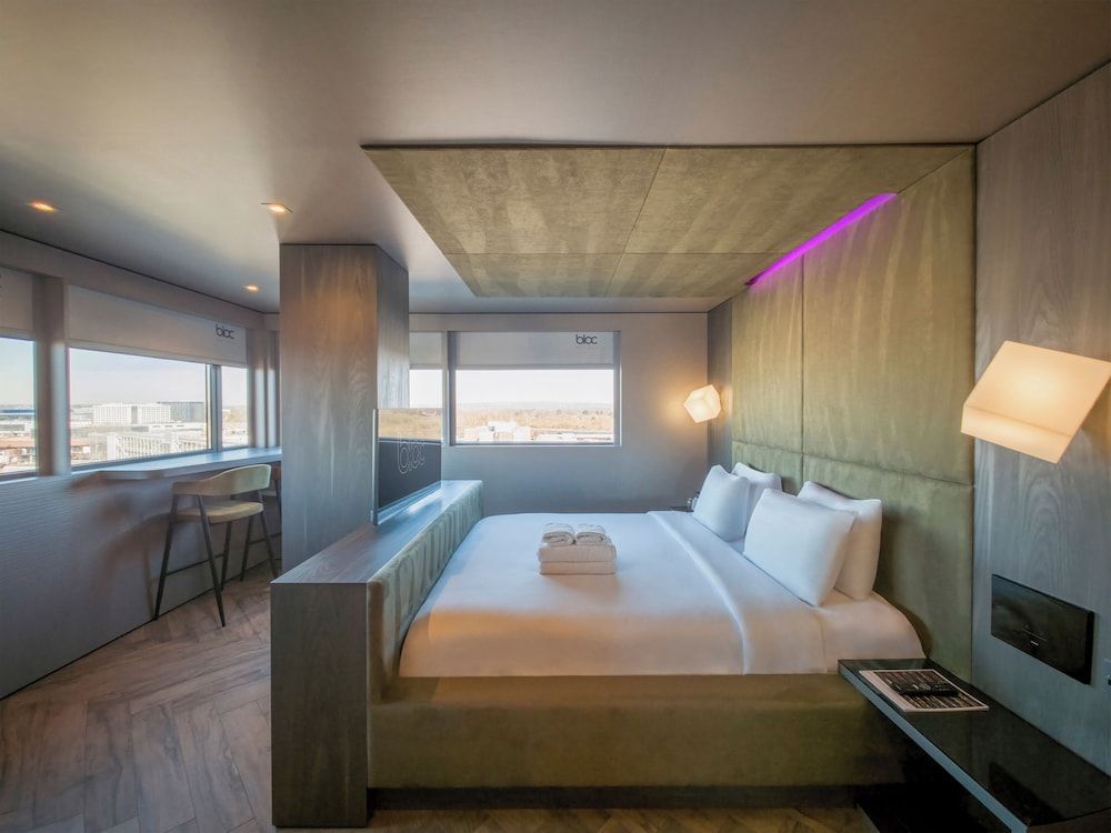 Bloc Hotel London Gatwick Airport Double Room (VIP) 3