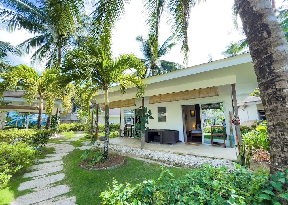 Cadlao Resort & Restaurant