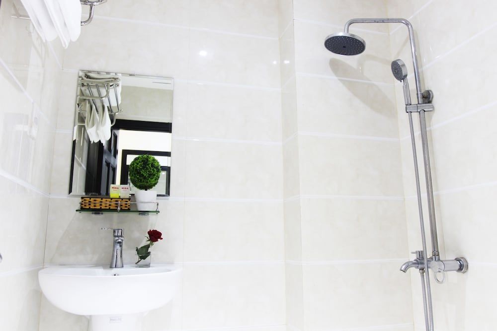 Misa Hotel Da Nang Deluxe Twin Room 3