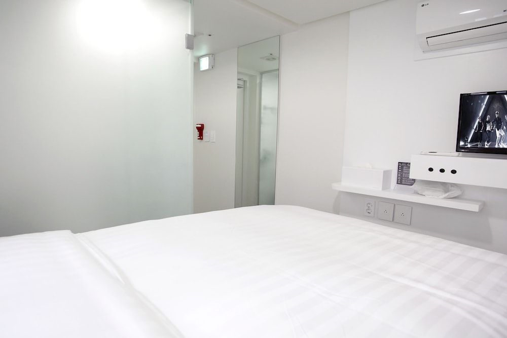 K-POP Hotel Seoul Tower Economy Double Room 2
