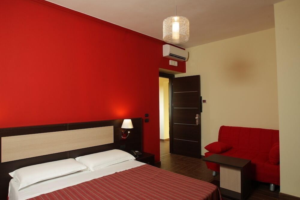 Hotel Paradiso Triple Room 2