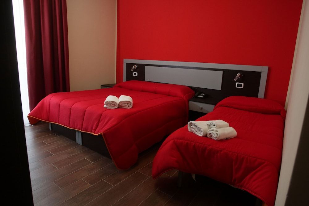 Hotel Paradiso Triple Room 3