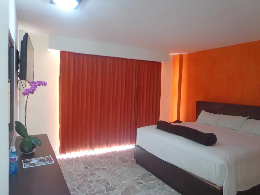 Hotel Maria Eugenia Tuxtla Gutierrez Superior Room, 1 King Bed 2