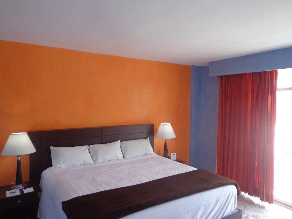 Hotel Maria Eugenia Tuxtla Gutierrez Superior Room, 1 King Bed