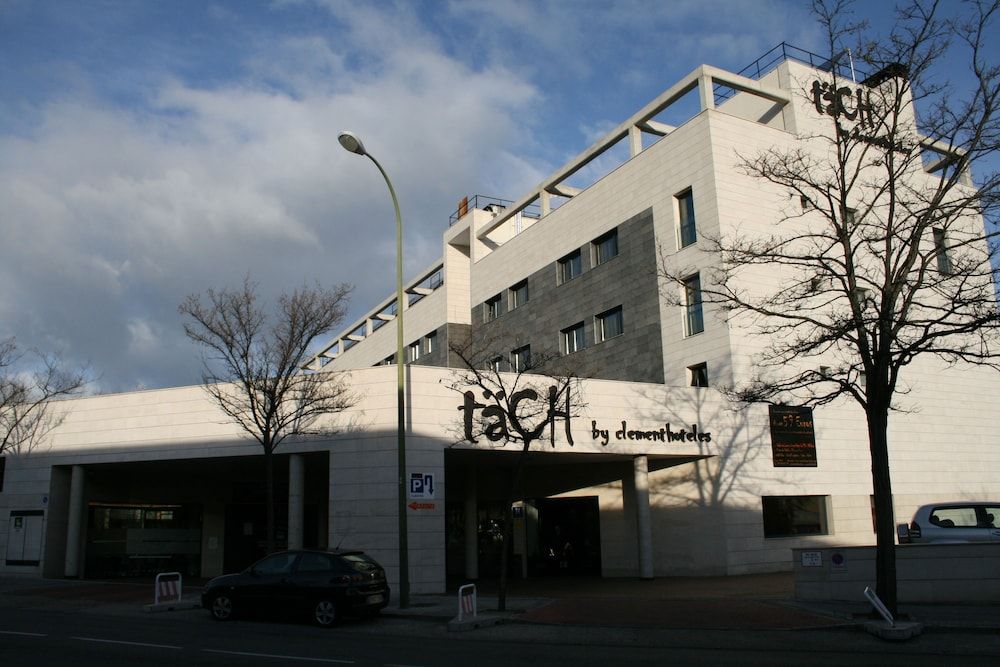 undefined Hotel Tach Madrid Airport 5