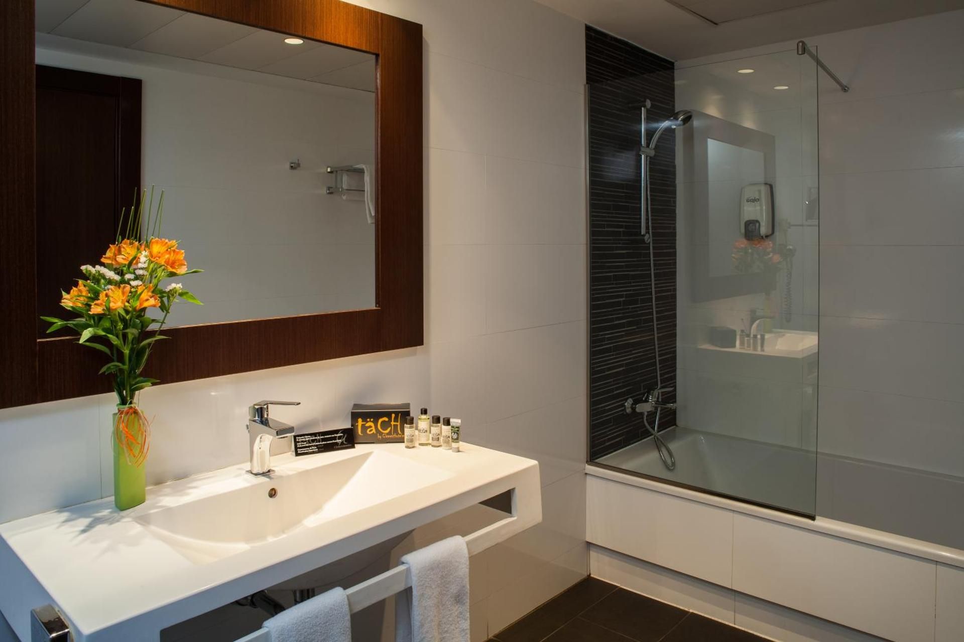 undefined Hotel Tach Madrid Airport 7