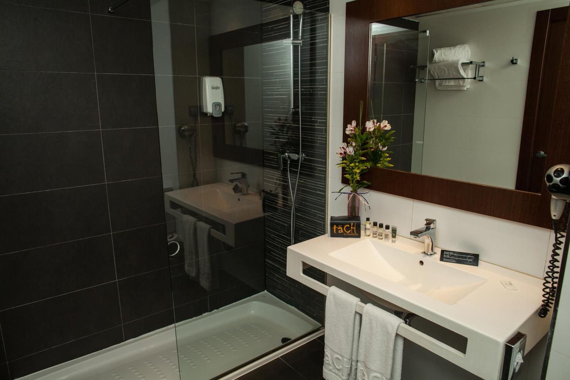 undefined Hotel Tach Madrid Airport 9