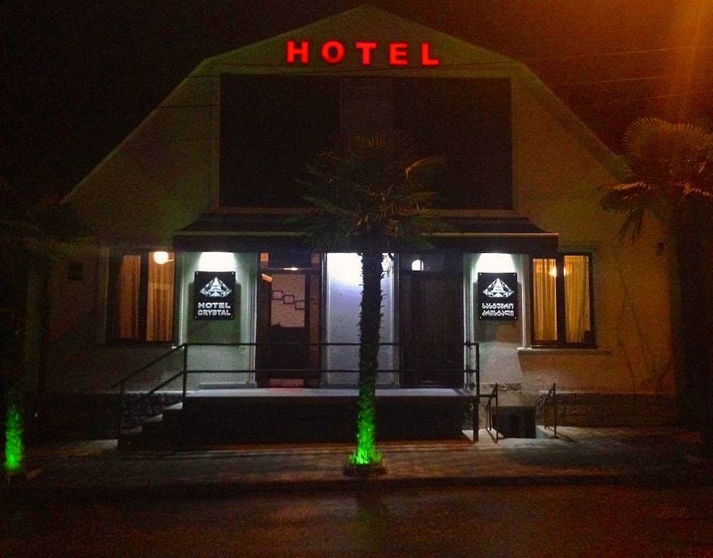 undefined Crystal Palace Hotel 5