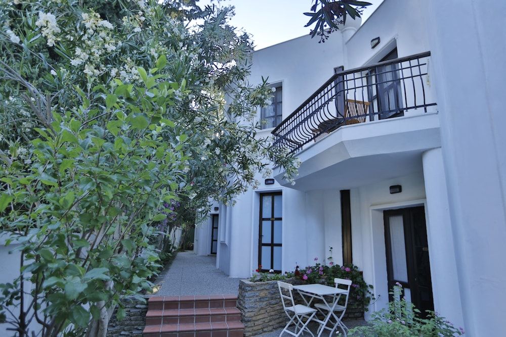 undefined Hotel Torbahan 9