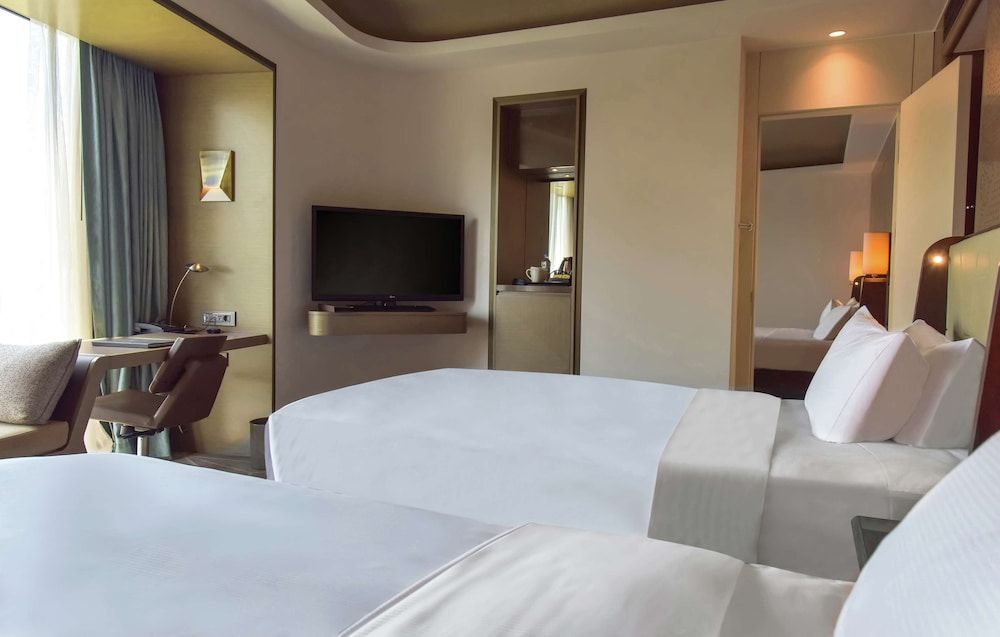 Family Room, City View
