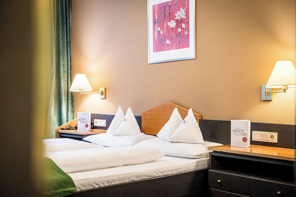 Basic Double Room, 1 Queen Bed (Nontiscordardimé A)